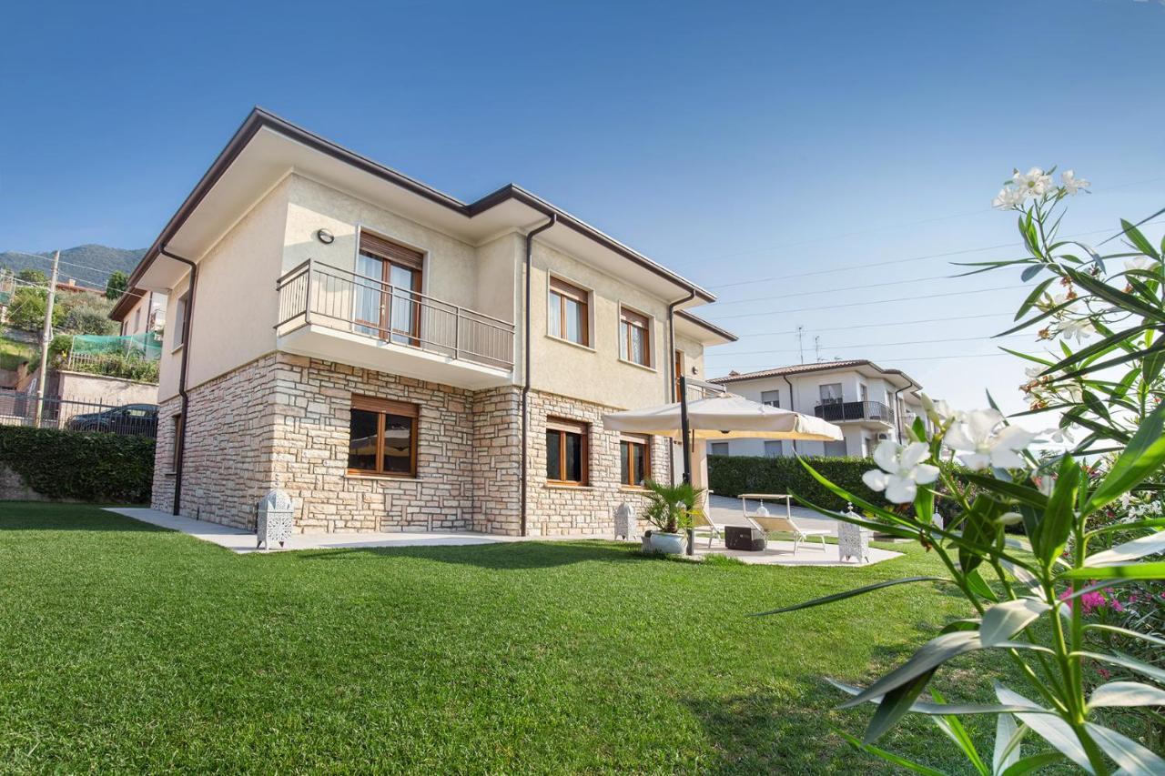 Villa Viola-Comoda Villetta A Капріно-Веронезе Екстер'єр фото